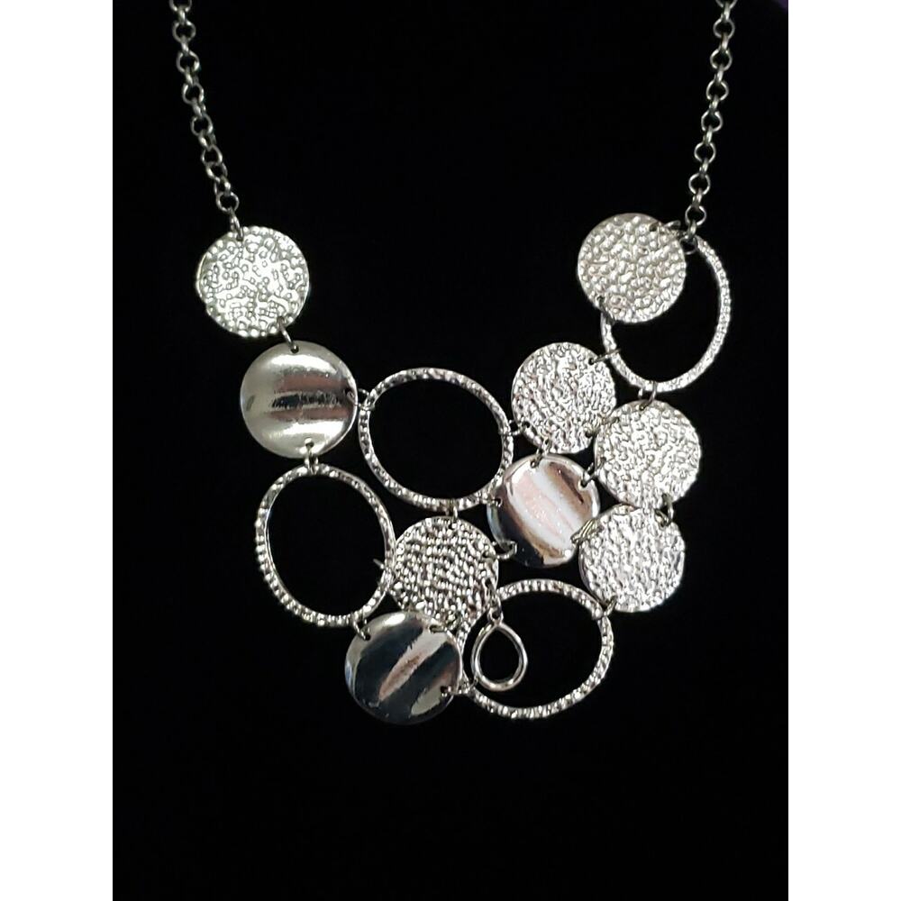 Dots Brand Statement Bib Style Necklace And Earrings Set Silver Tone Metal New - Picture 3 of 8